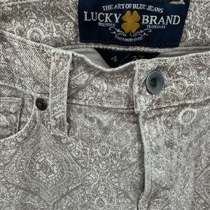 Ladies Lucky Brand size 4 jeans with Boho style